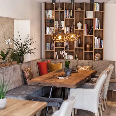 Belarosa Suiten & Wellness Hotel 4*