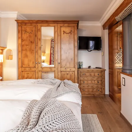 Belarosa & Wellness فندق 4*