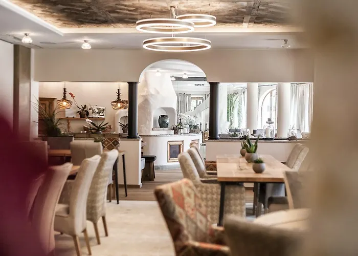Belarosa Suiten & Wellness 4 Sterne Superior Ароза