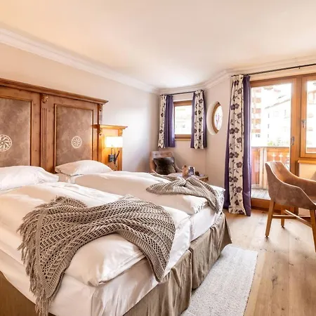 Belarosa & Wellness 호텔 4*